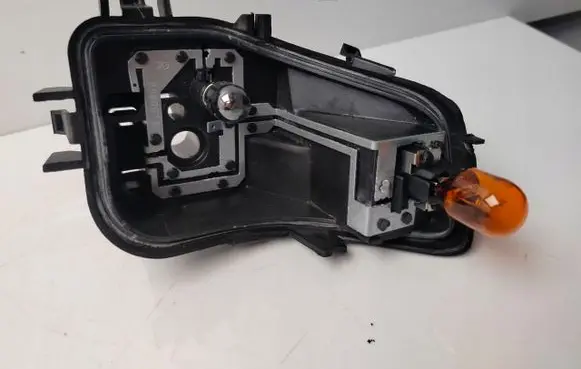 Volkswagen Golf VI Tail light bulb cover holder 5K0945258