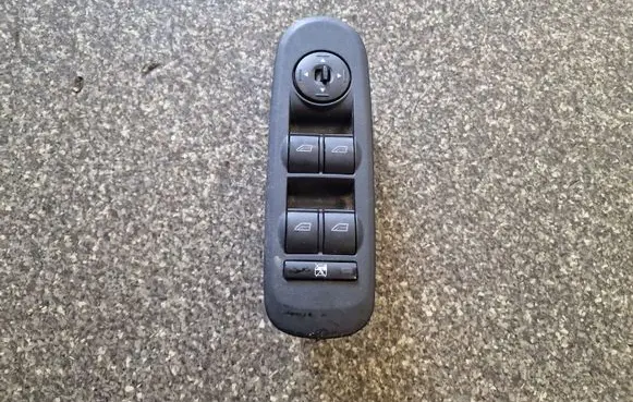 Ford S-MAX Electric window control switch