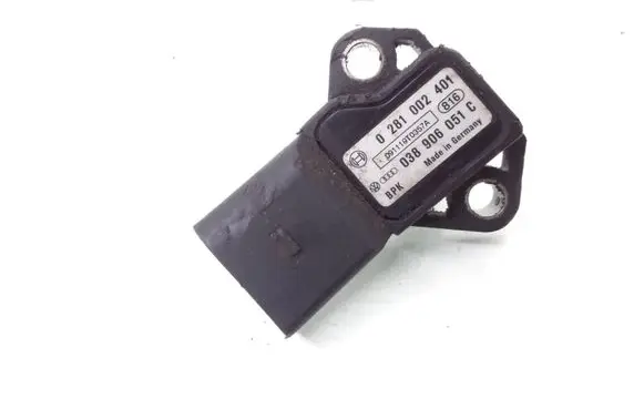 Volkswagen PASSAT B7 Air pressure sensor 038906051C 0281002401