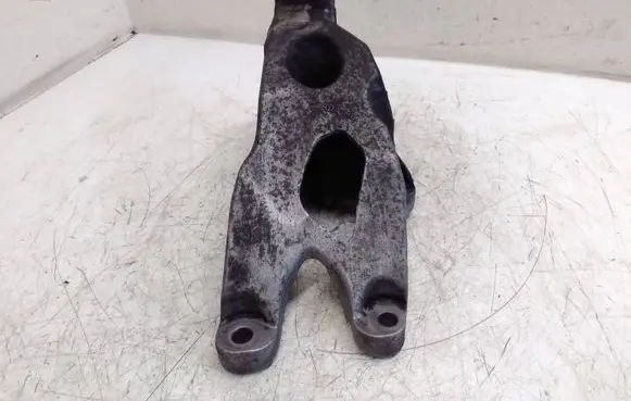 Audi A4 S4 B8 8K Engine mounting bracket 8K0199307AP