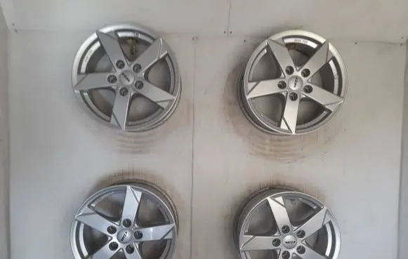 Nissan Qashqai R16 alloy rim KBA50553