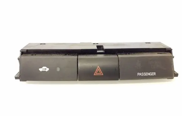 Toyota Corolla Verso E121 Hazard light switch 153965