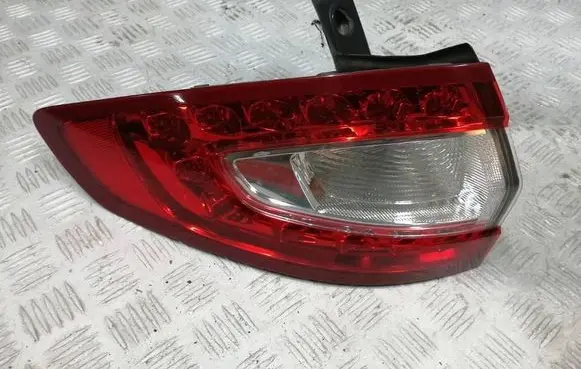 Ford Mondeo MK V Rear/tail lights DS7313405CH 21050103