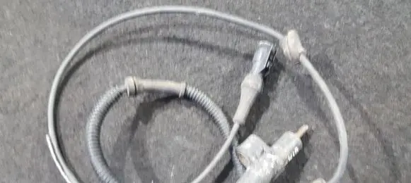 KIA Shuma ABS brake wheel speed sensor 0K2A443711 G-107303