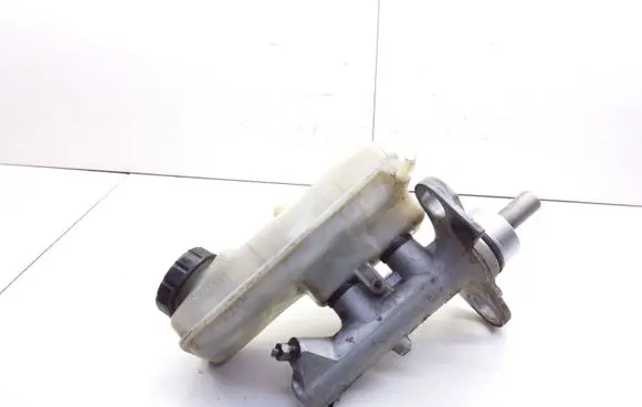 Renault Scenic II - Grand scenic II Master brake cylinder 32067111D