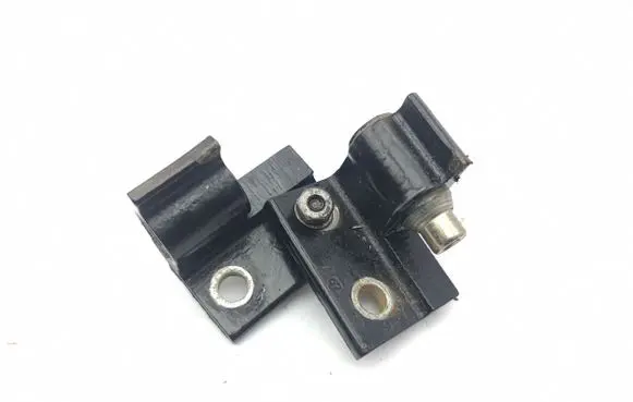 Maserati Quattroporte Front door hinge set 