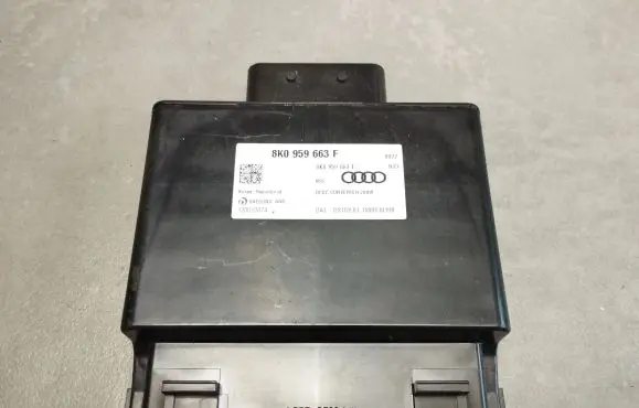 Audi A6 S6 C7 4G Voltage converter/converter module 8K0959663F