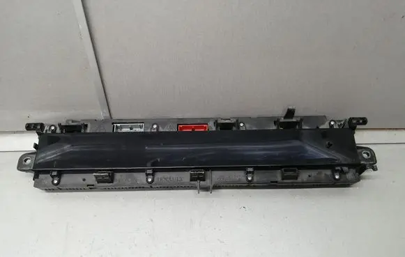 Renault Scenic II - Grand scenic II Speedometer (instrument cluster) P8200107954A 8200107954A