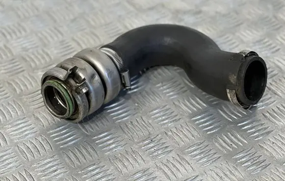 Mercedes-Benz Sprinter W906 Intercooler pipe mounting bracket A9065280082 877325T 7140040