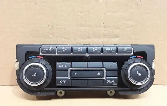 Volkswagen Golf VI Climate control unit 5K0907044AK