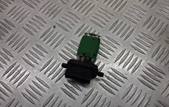 Fiat Punto (188) Heater blower fan relay 