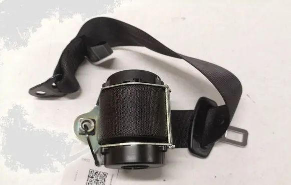 Opel Astra J Rear seatbelt 617472300B
