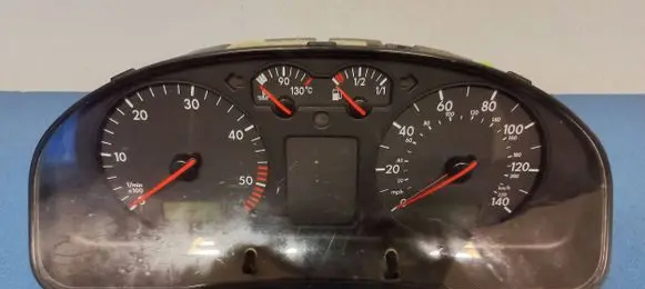 Volkswagen PASSAT B5 Speedometer (instrument cluster) 3B0919931 110008794010