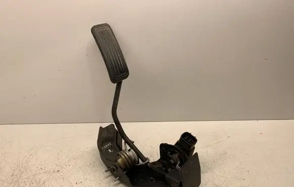 Toyota Corolla Verso E121 Accelerator throttle pedal 7811135030