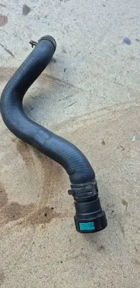 Engine coolant pipe/hose