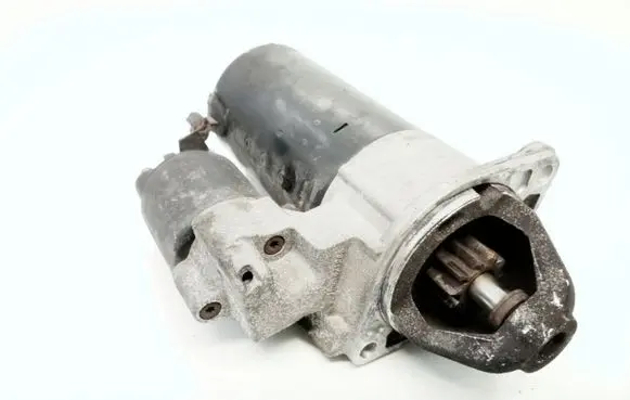 Mercedes-Benz Vaneo W414 Starter motor 0051511601 0001115008