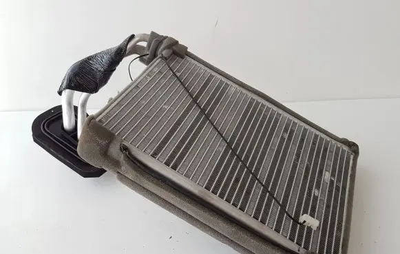Air conditioning (A/C) radiator (interior)