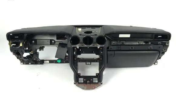 Ford Mustang VI Dashboard