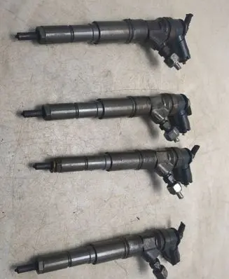BMW 3 E90 E91 Fuel injectors set 0445110209