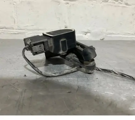 BMW 3 E92 E93 Front height sensor lever 6853752
