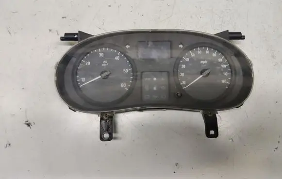 Renault Trafic II (X83) Speedometer (instrument cluster) P8200390136