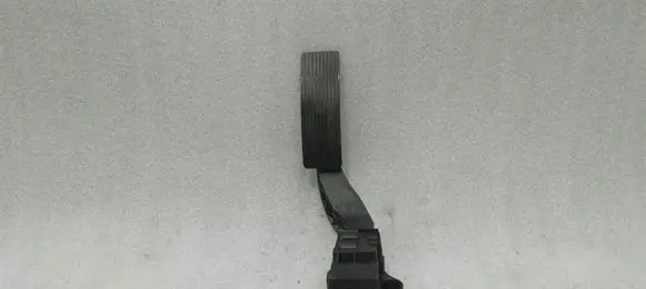 Mercedes-Benz A W176 Accelerator throttle pedal A2463001804