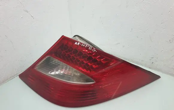 Mercedes-Benz CLS C219 Rear/tail lights A2198200264