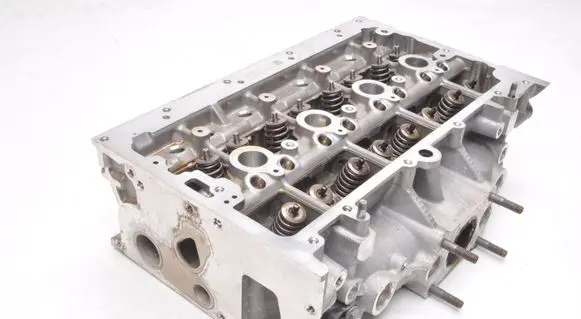 Volkswagen Golf VIII Engine head 05E103404F