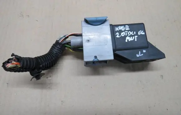 Ford Kuga II Glow plug pre-heat relay 9803299780 51299058A 20160418