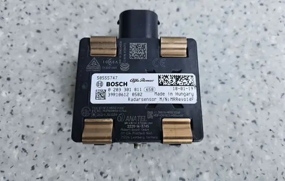 Alfa Romeo Stelvio Distronic sensor radar 50555747