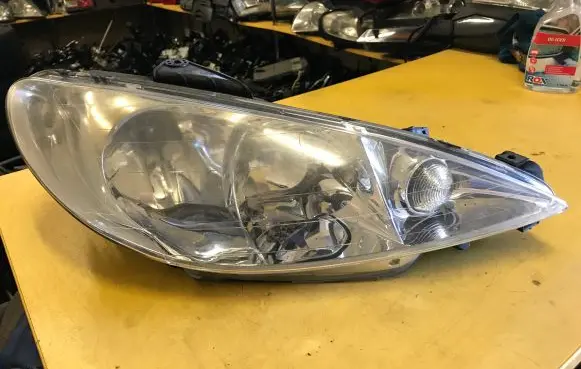 Peugeot 206 CC Headlight/headlamp