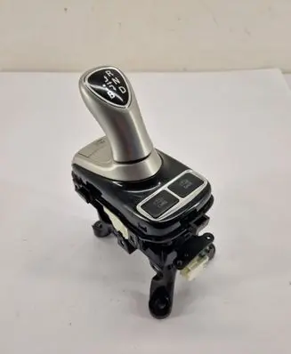 Mitsubishi Outlander Gear shifter/selector 2400A355