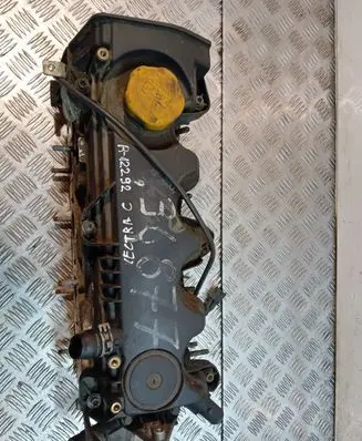Opel Vectra C Engine head 55193091 GAS9C1P