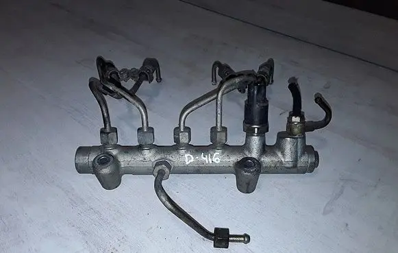 Fuel main line pipe