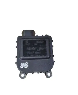 Audi A4 S4 B5 8D Air flap motor/actuator 1J1907511C 0132801213