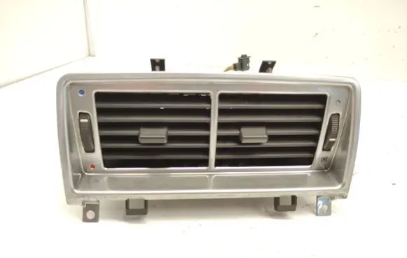 Land Rover Range Rover L322 Rear air vent grill 64228385389 11868010 64226901346