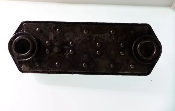 Nissan Terrano Oil filter mounting bracket