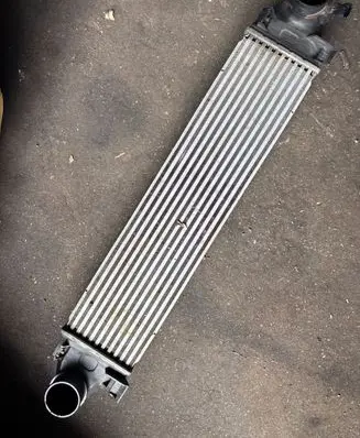 Volvo XC60 Intercooler radiator 31273910 1000186442
