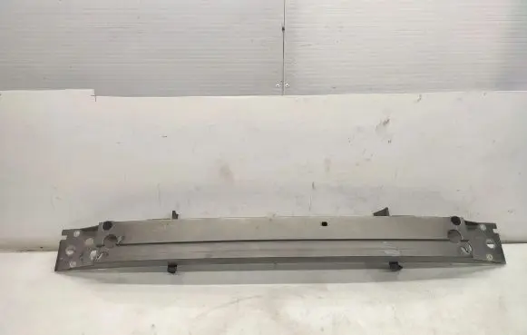 Volvo XC90 Front bumper cross member 31253239