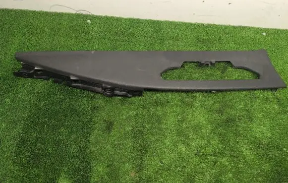 BMW 5 F10 F11 Dashboard glove box trim T0508295