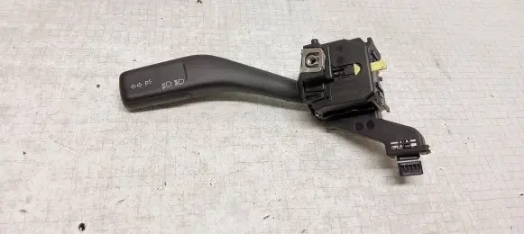Volkswagen Caddy Indicator stalk 70162211220 0916021