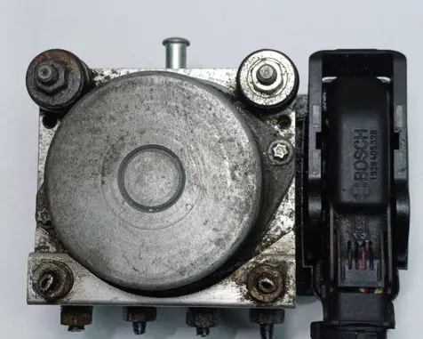 Opel Corsa D ABS Pump 0265232288 13282282 0265800796