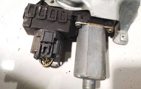 Jaguar X-Type Front door window regulator motor 991133XXX