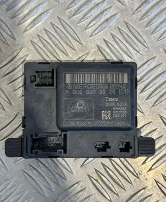 Mercedes-Benz Sprinter W906 Door control unit/module A9068204126