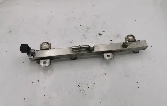 BMW 3 E46 Fuel main line pipe NOCODE