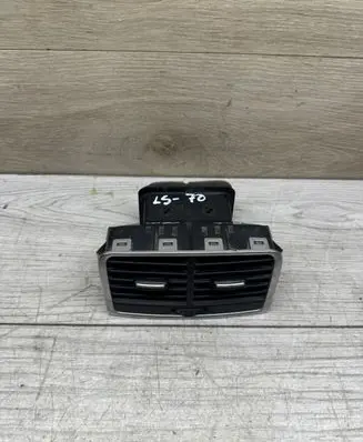 Audi A6 Allroad C6 Rear air vent grill 4F0819203C