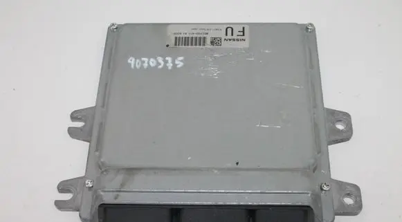 Infiniti EX Engine control unit/module MEC100411A18305 MEC100411 FUMEC100411A18305