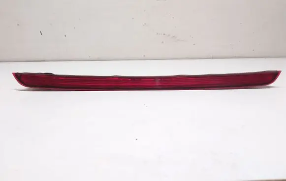Audi A4 S4 B8 8K Third/center stoplight 8K9945097