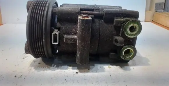 Ford Mondeo Mk III Air conditioning (A/C) compressor (pump) R134A
