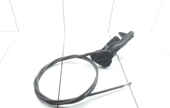 Engine bonnet (hood) release handle